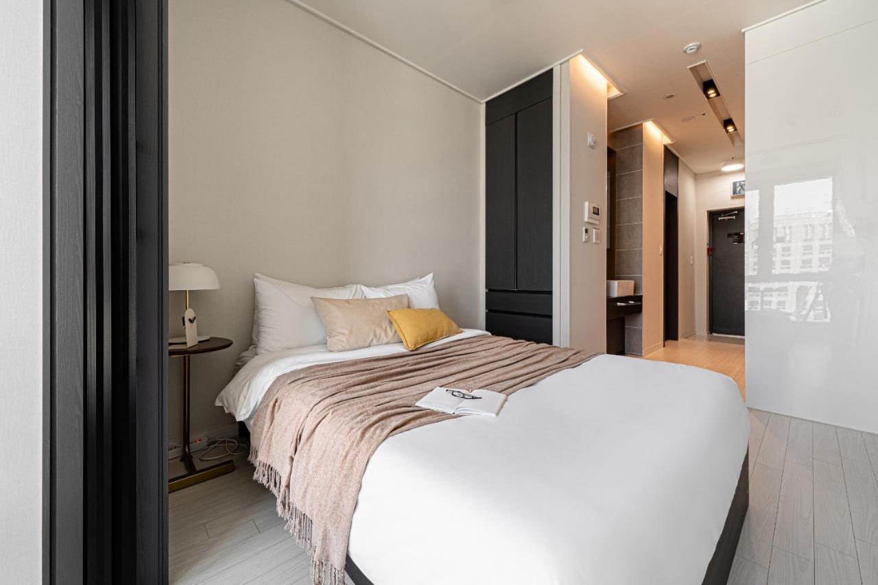 Urbanstay Seomyeon Busan Exterior photo